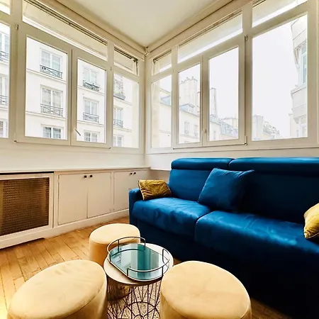 Apartment Luxury Louvre Opera 2nd Floor